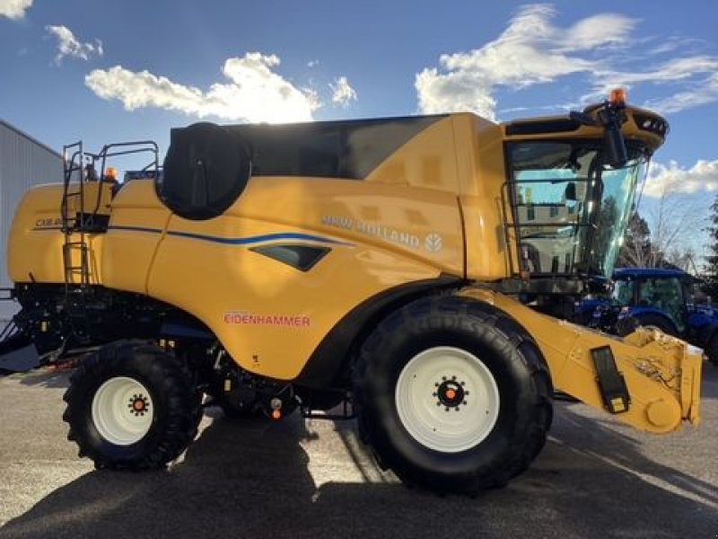 Mähdrescher Türe ait New Holland CX 8.80, Vorführmaschine içinde Burgkirchen (resim 8)