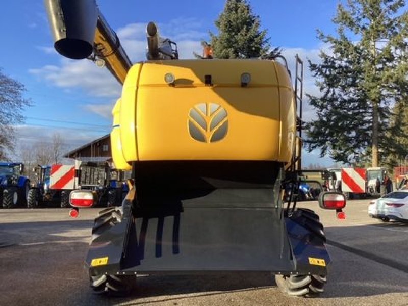 Mähdrescher Türe ait New Holland CX 8.80, Vorführmaschine içinde Burgkirchen (resim 7)