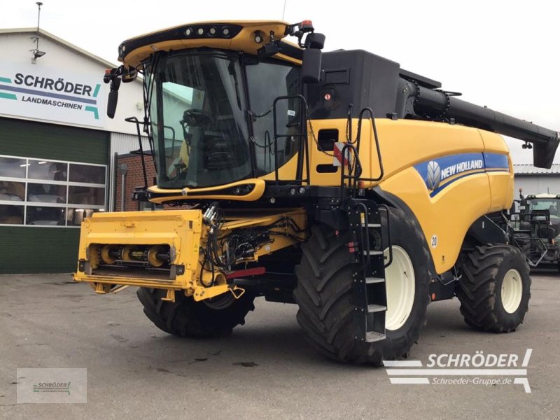 Mähdrescher от тип New Holland CX 8.85 + SCHNEIDWERK 7,60M, Gebrauchtmaschine в Penzlin