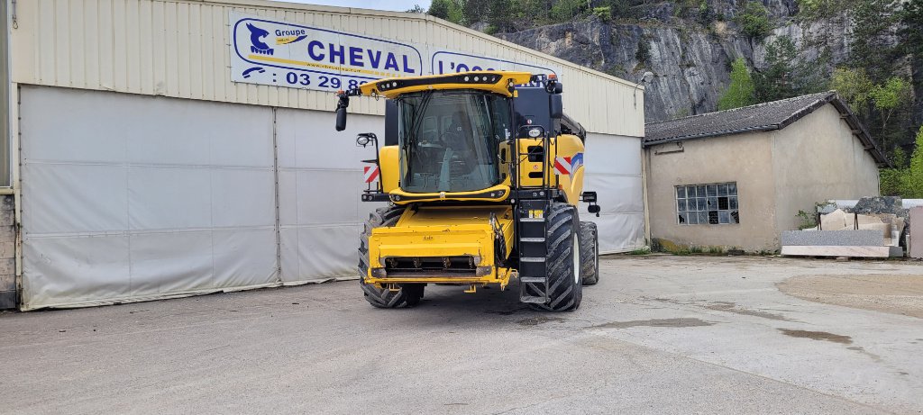 Mähdrescher типа New Holland CX 8.85, Gebrauchtmaschine в Lérouville (Фотография 3)