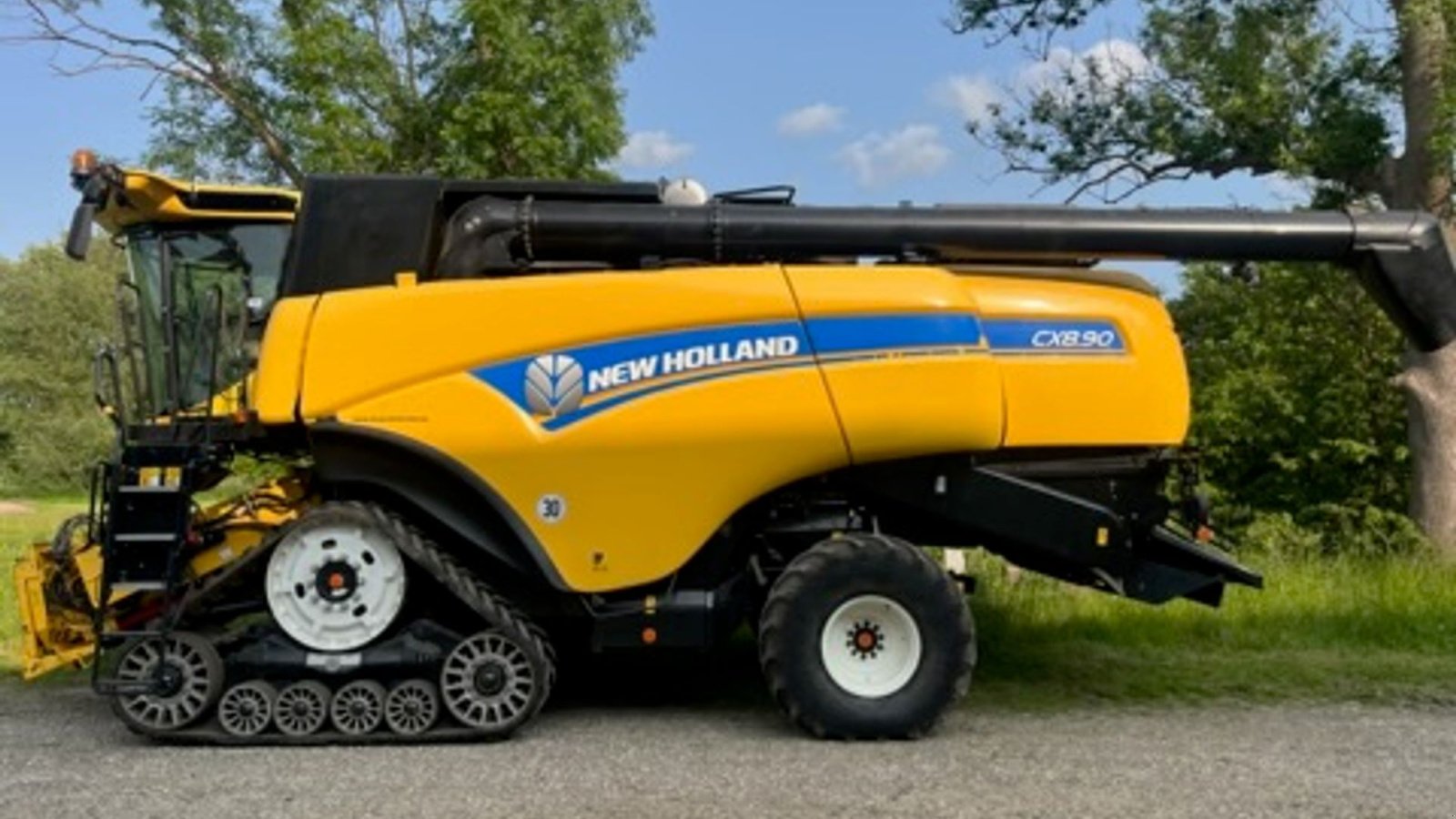 Mähdrescher del tipo New Holland CX 8.90 På Bælteundervogn, Gebrauchtmaschine In Maribo (Immagine 2)