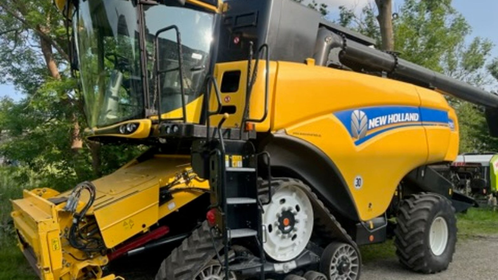 Mähdrescher del tipo New Holland CX 8.90 På Bælteundervogn, Gebrauchtmaschine In Maribo (Immagine 1)