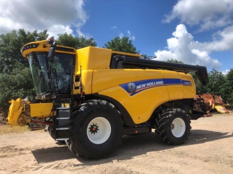 Mähdrescher typu New Holland CX 8.90 SLH, Gebrauchtmaschine w Rødding (Zdjęcie 1)