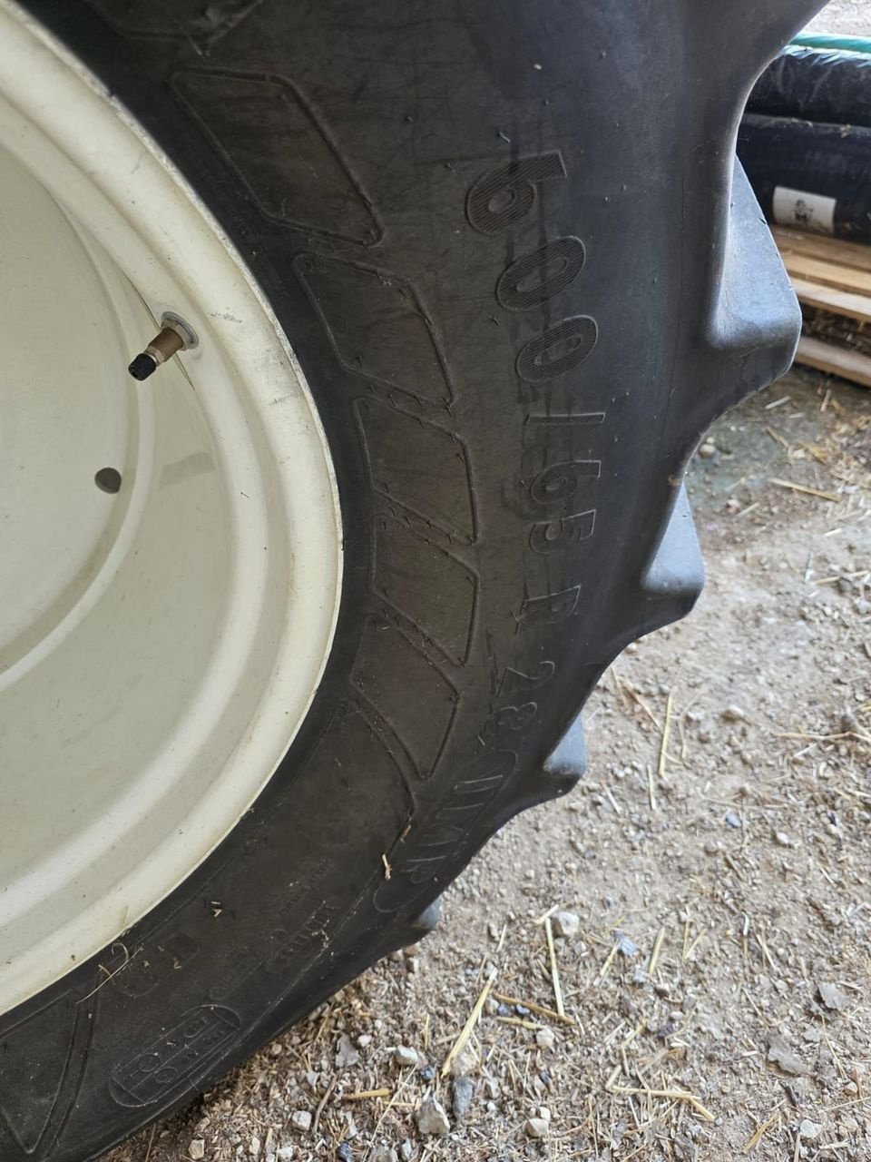 Mähdrescher za tip New Holland CX 8.90, Gebrauchtmaschine u Marolles (Slika 9)