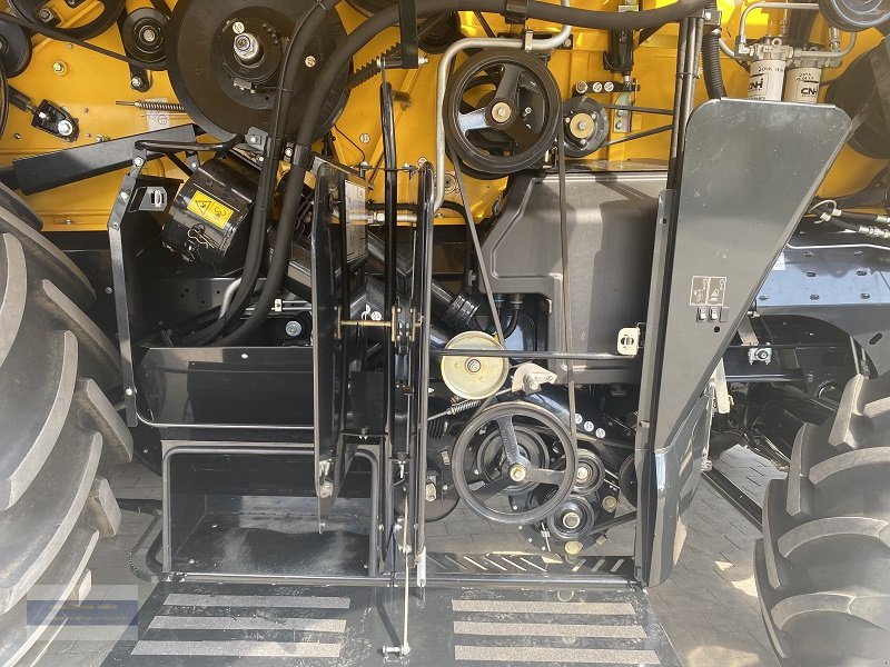 Mähdrescher typu New Holland CX 8.90, Gebrauchtmaschine v Bad Köstritz (Obrázek 11)