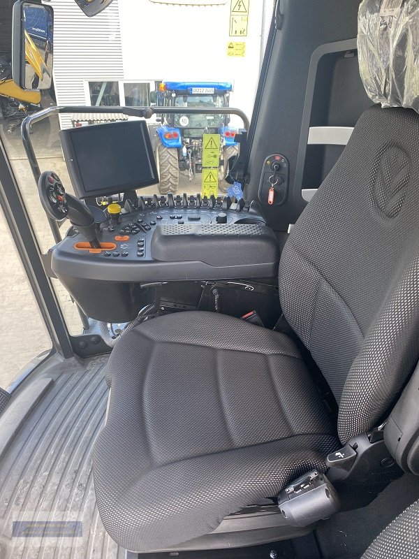 Mähdrescher typu New Holland CX 8.90, Gebrauchtmaschine v Bad Köstritz (Obrázek 16)