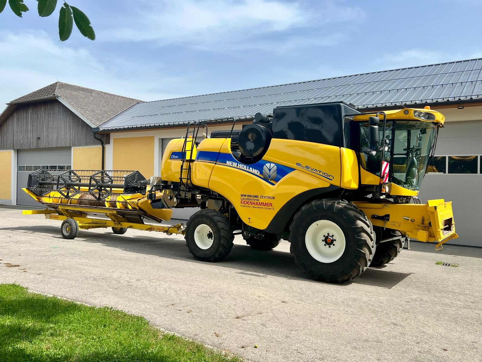 Mähdrescher tip New Holland CX5080 Elevation, Gebrauchtmaschine in Burgkirchen (Poză 7)