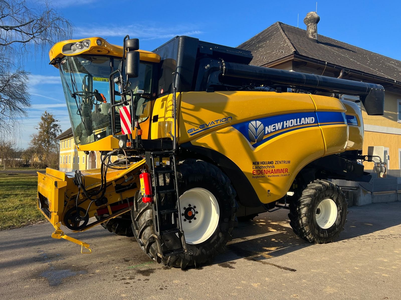 Mähdrescher tip New Holland CX5080 Elevation, Gebrauchtmaschine in Burgkirchen (Poză 1)
