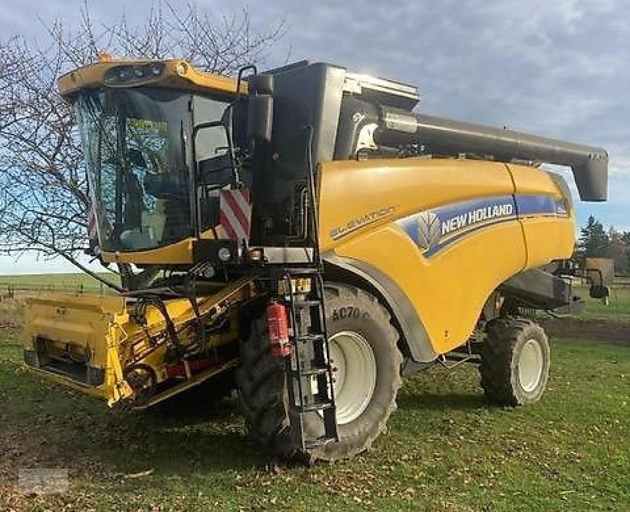 Mähdrescher du type New Holland CX5090, Gebrauchtmaschine en Pragsdorf (Photo 1)