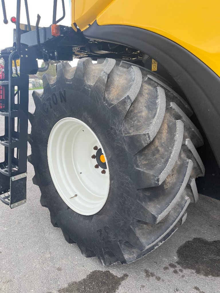 Mähdrescher of the type New Holland CX5.80, Gebrauchtmaschine in VERT TOULON (Picture 11)