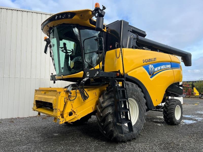 Mähdrescher of the type New Holland CX6,80, Gebrauchtmaschine in PLUMELEC (Picture 7)