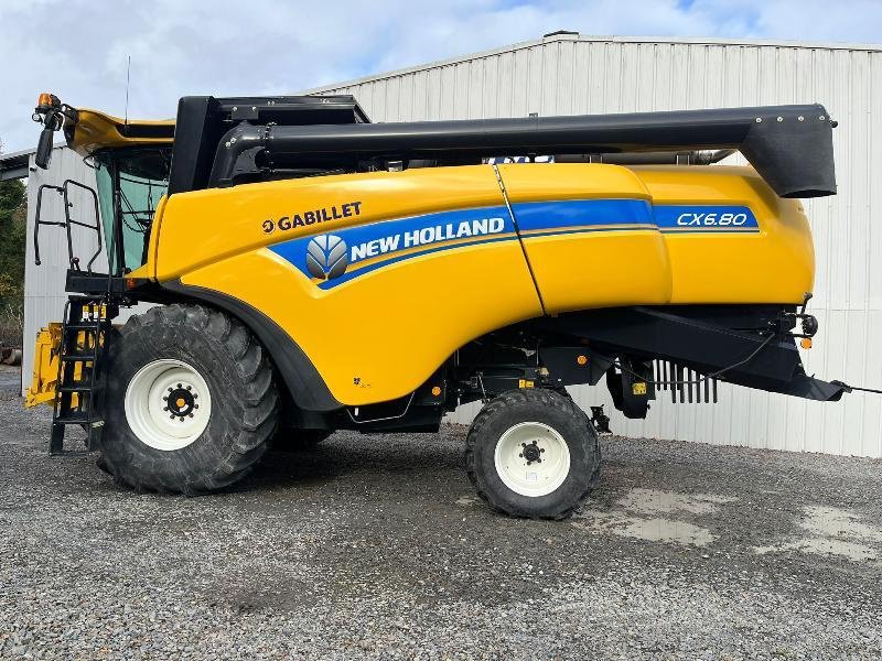 Mähdrescher of the type New Holland CX6,80, Gebrauchtmaschine in PLUMELEC (Picture 4)