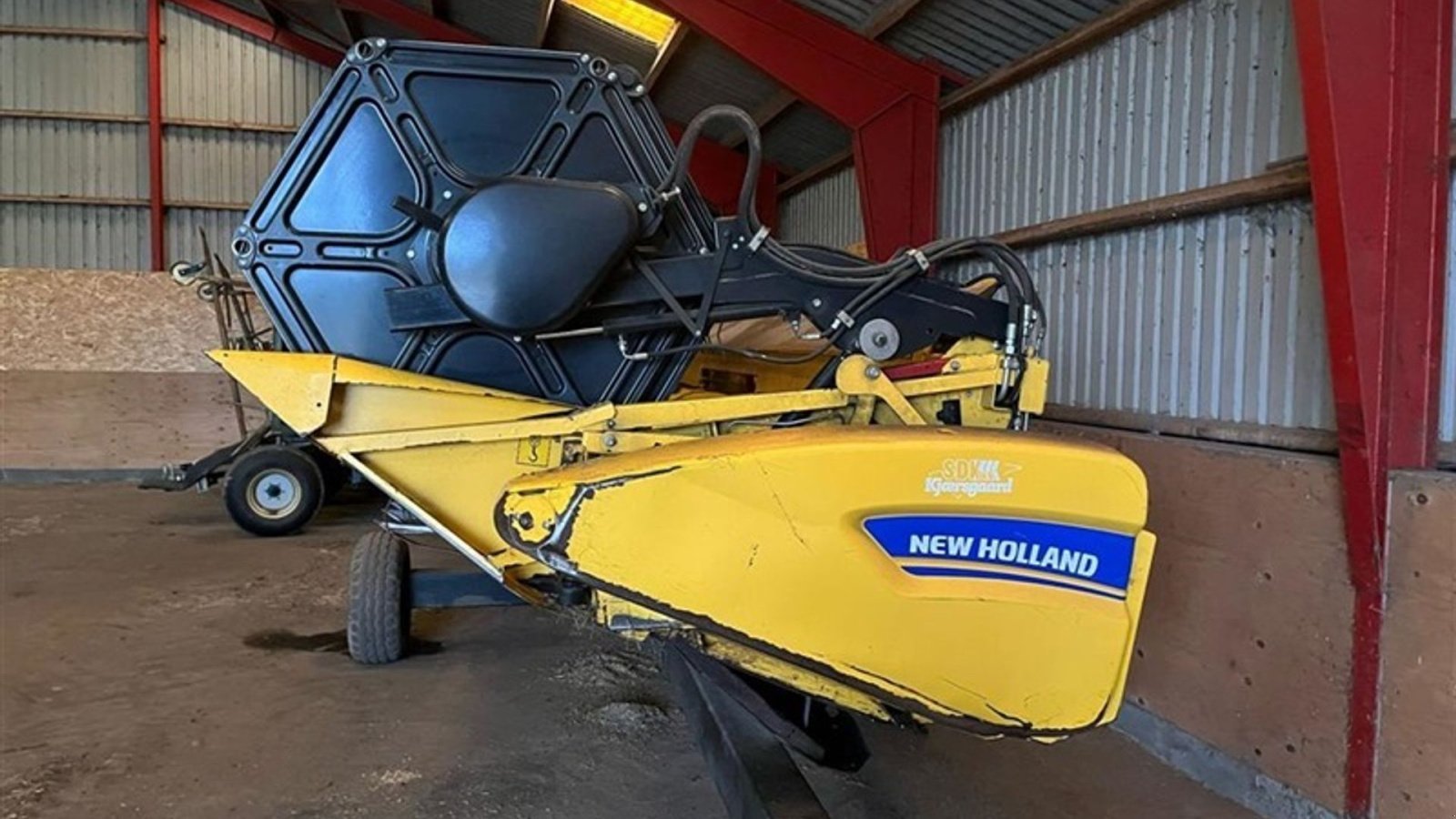 Mähdrescher tipa New Holland CX6090 4WD, Gebrauchtmaschine u Aulum (Slika 23)