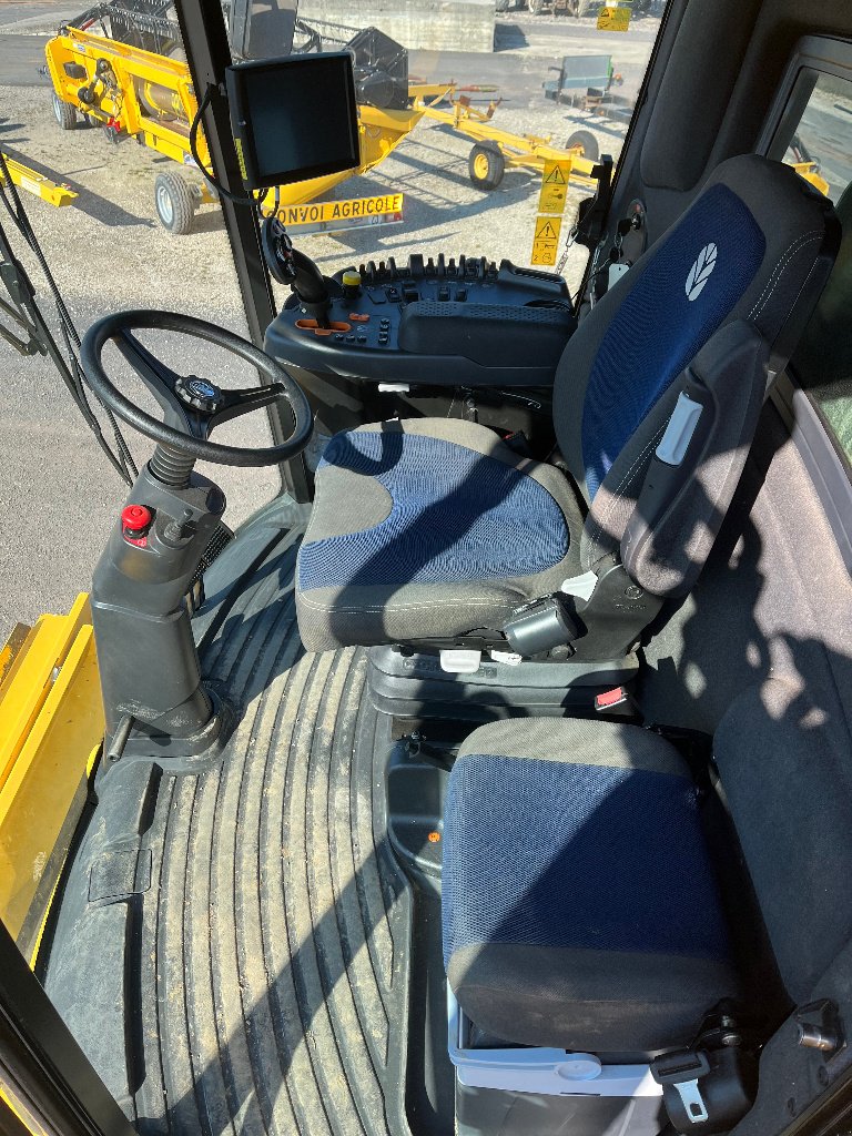 Mähdrescher typu New Holland CX6.90 LATERAL, Gebrauchtmaschine v VERT TOULON (Obrázek 10)