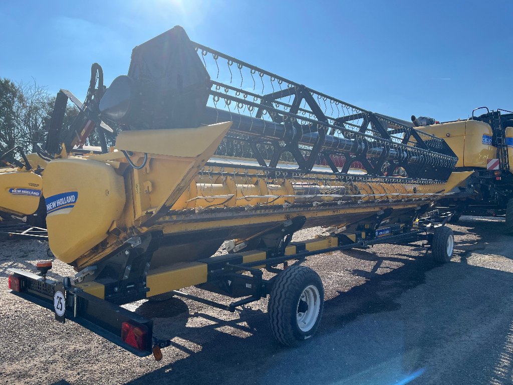 Mähdrescher typu New Holland CX6.90 LATERAL, Gebrauchtmaschine v VERT TOULON (Obrázek 7)