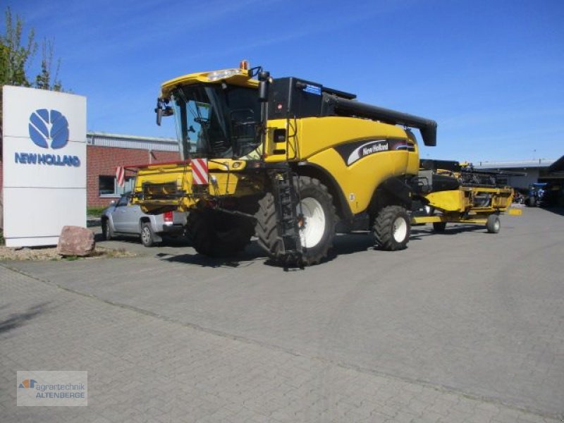 Mähdrescher of the type New Holland CX740 / CX 740, Gebrauchtmaschine in Altenberge (Picture 2)