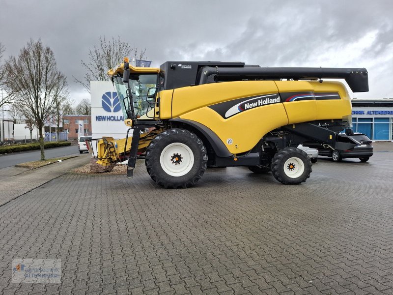 Mähdrescher of the type New Holland CX740 / CX 740, Gebrauchtmaschine in Altenberge