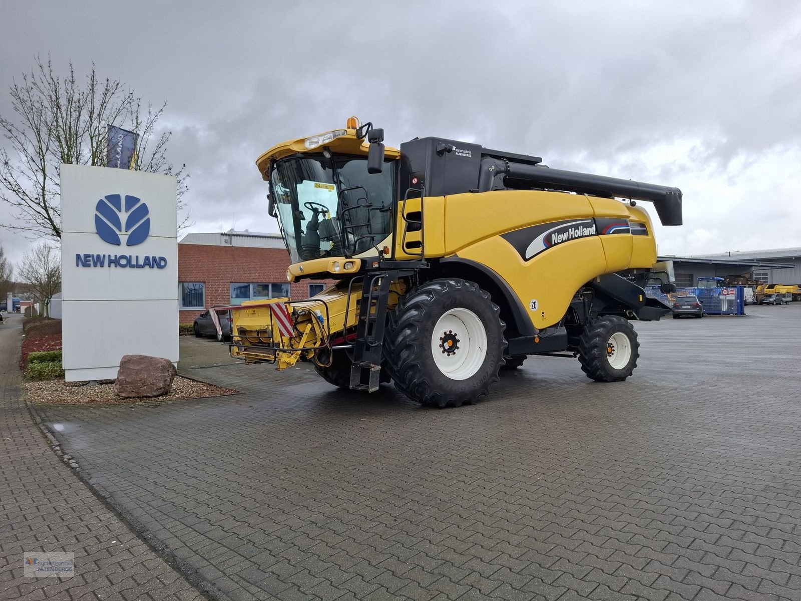 Mähdrescher of the type New Holland CX740 / CX 740, Gebrauchtmaschine in Altenberge (Picture 2)