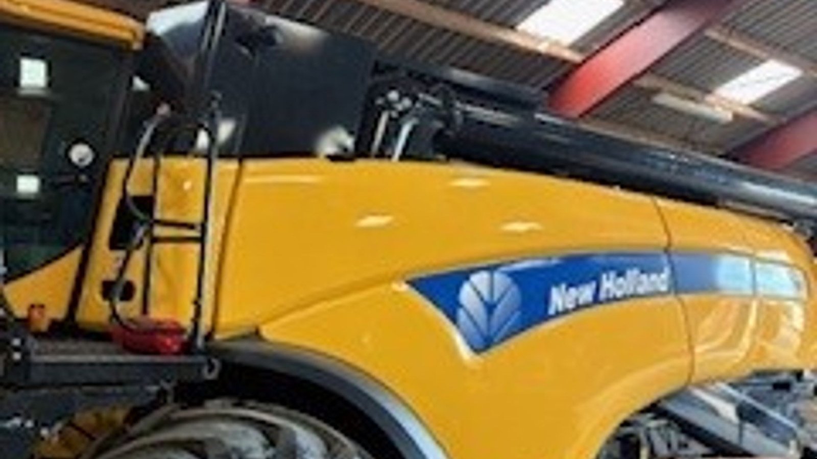 Mähdrescher van het type New Holland CX8060 FSH, Gebrauchtmaschine in Stenstrup (Foto 5)