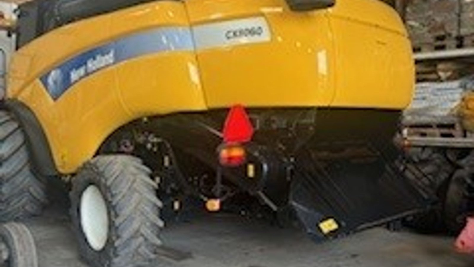 Mähdrescher van het type New Holland CX8060 FSH, Gebrauchtmaschine in Stenstrup (Foto 1)