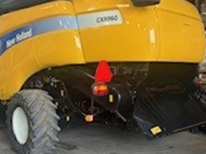 Mähdrescher типа New Holland CX8060 FSH, Gebrauchtmaschine в Stenstrup (Фотография 1)