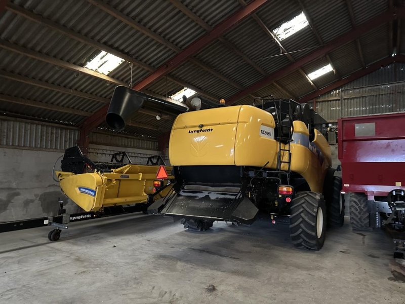 Mähdrescher typu New Holland CX8080 SLH, Gebrauchtmaschine w Hadsten (Zdjęcie 1)