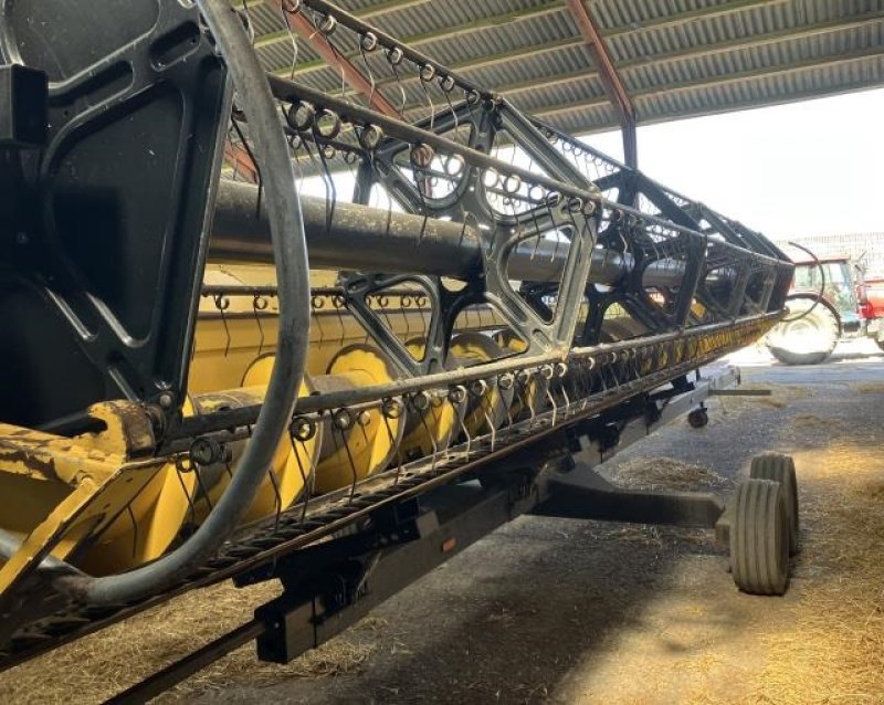 Mähdrescher of the type New Holland CX8080 SLH, Gebrauchtmaschine in Middelfart (Picture 7)