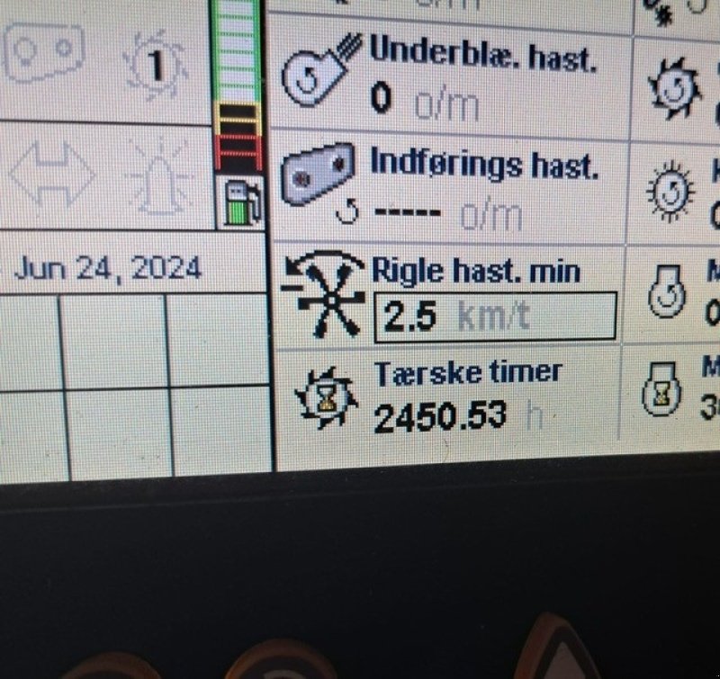 Mähdrescher от тип New Holland CX8090 4WD, Gebrauchtmaschine в Thisted (Снимка 5)