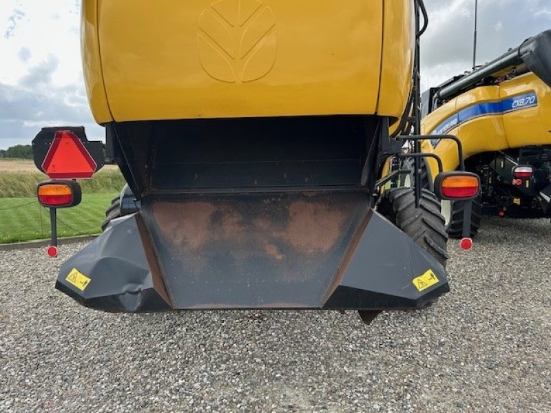 Mähdrescher of the type New Holland CX860 SLH, Gebrauchtmaschine in Thisted (Picture 5)