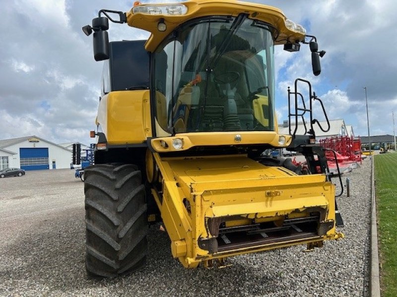 Mähdrescher of the type New Holland CX860 SLH, Gebrauchtmaschine in Thisted (Picture 2)