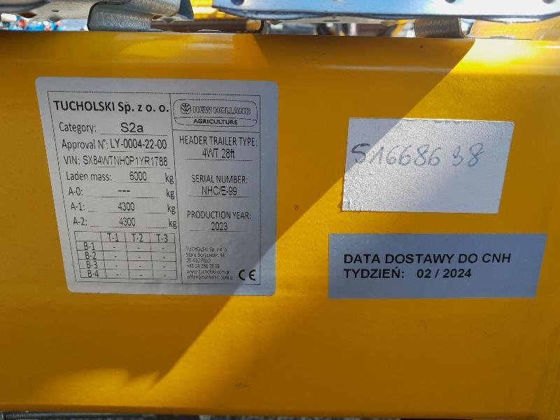 Mähdrescher des Typs New Holland CX8.70, Gebrauchtmaschine in PLUMELEC (Bild 1)