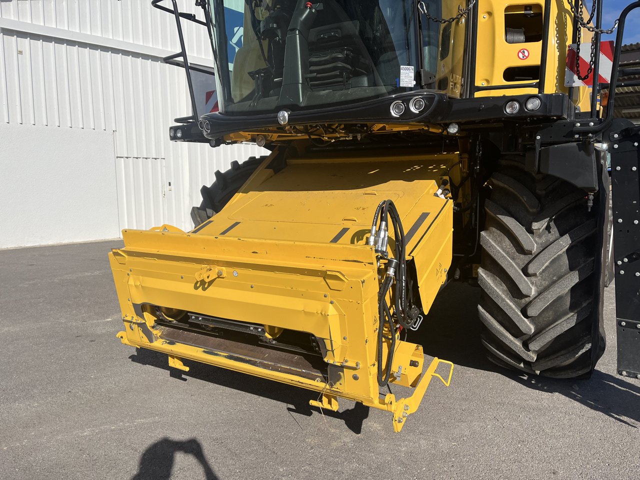Mähdrescher del tipo New Holland CX8.70, Gebrauchtmaschine In VERT TOULON (Immagine 4)