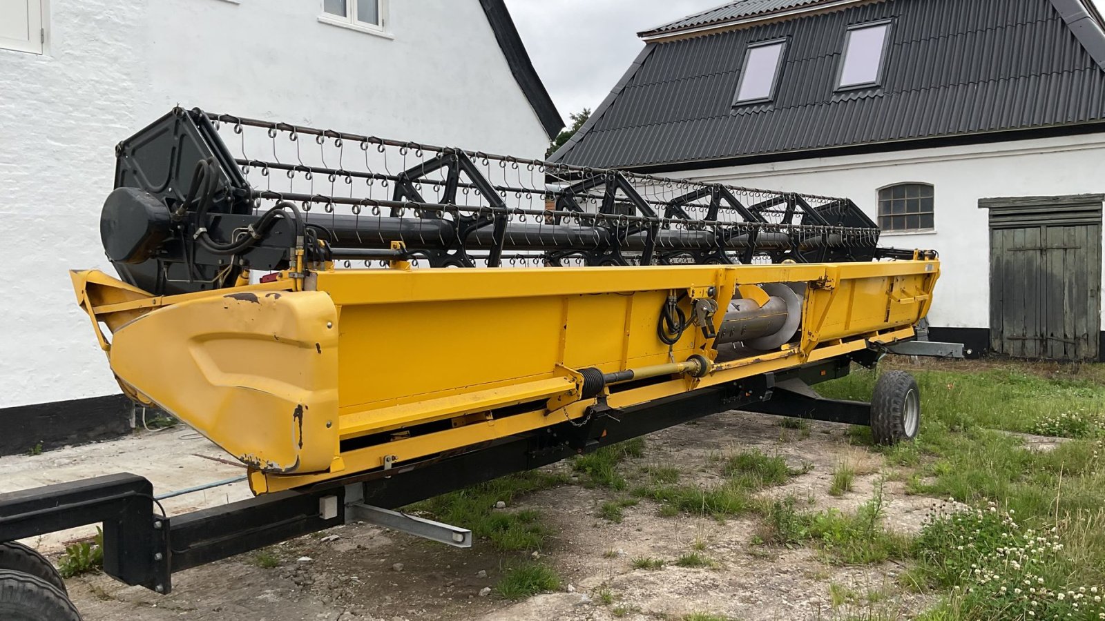 Mähdrescher des Typs New Holland CX880 med skærebordsvogn, Gebrauchtmaschine in Egtved (Bild 14)