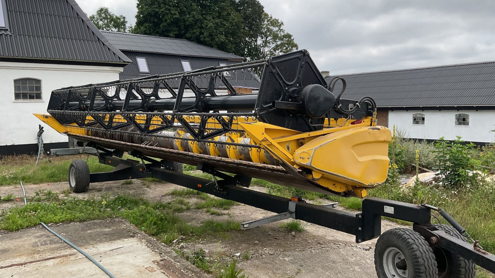 Mähdrescher des Typs New Holland CX880 med skærebordsvogn, Gebrauchtmaschine in Egtved (Bild 13)