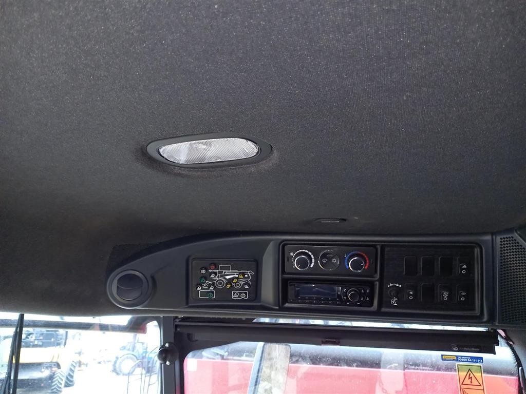 Mähdrescher des Typs New Holland CX8.80 SLH med 25 fods Varifeed, Gebrauchtmaschine in Roskilde (Bild 9)