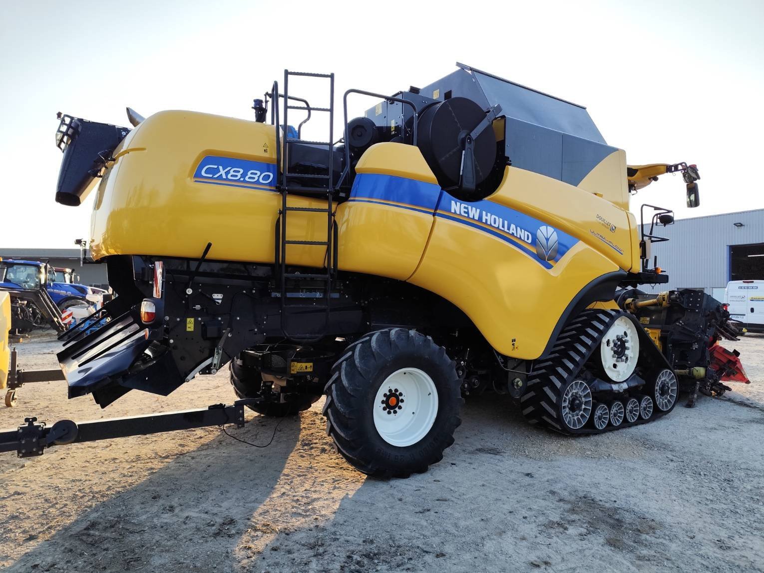 Mähdrescher del tipo New Holland CX8.80SMARTTRAX, Gebrauchtmaschine In Le Horps (Immagine 2)