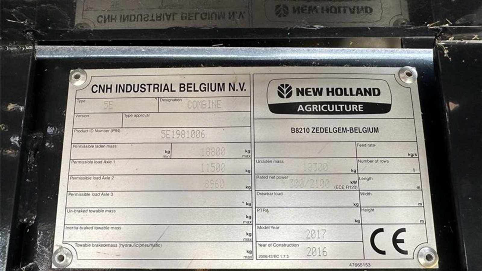 Mähdrescher des Typs New Holland CX8.85 SLH + 35” VarioFeed HD, Gebrauchtmaschine in Gjerlev J. (Bild 24)