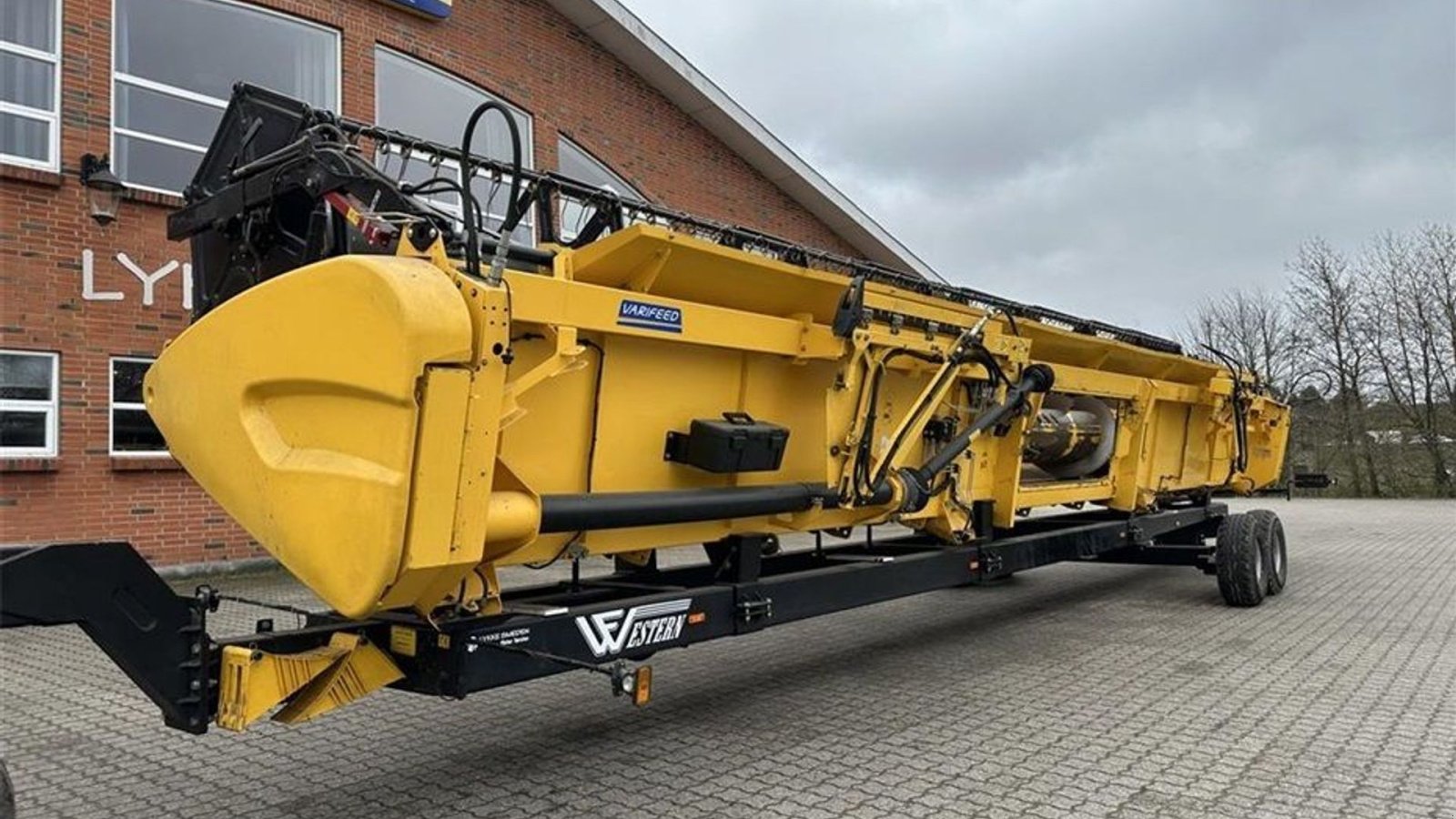 Mähdrescher des Typs New Holland CX8.85 SLH + 35” VarioFeed HD, Gebrauchtmaschine in Gjerlev J. (Bild 20)