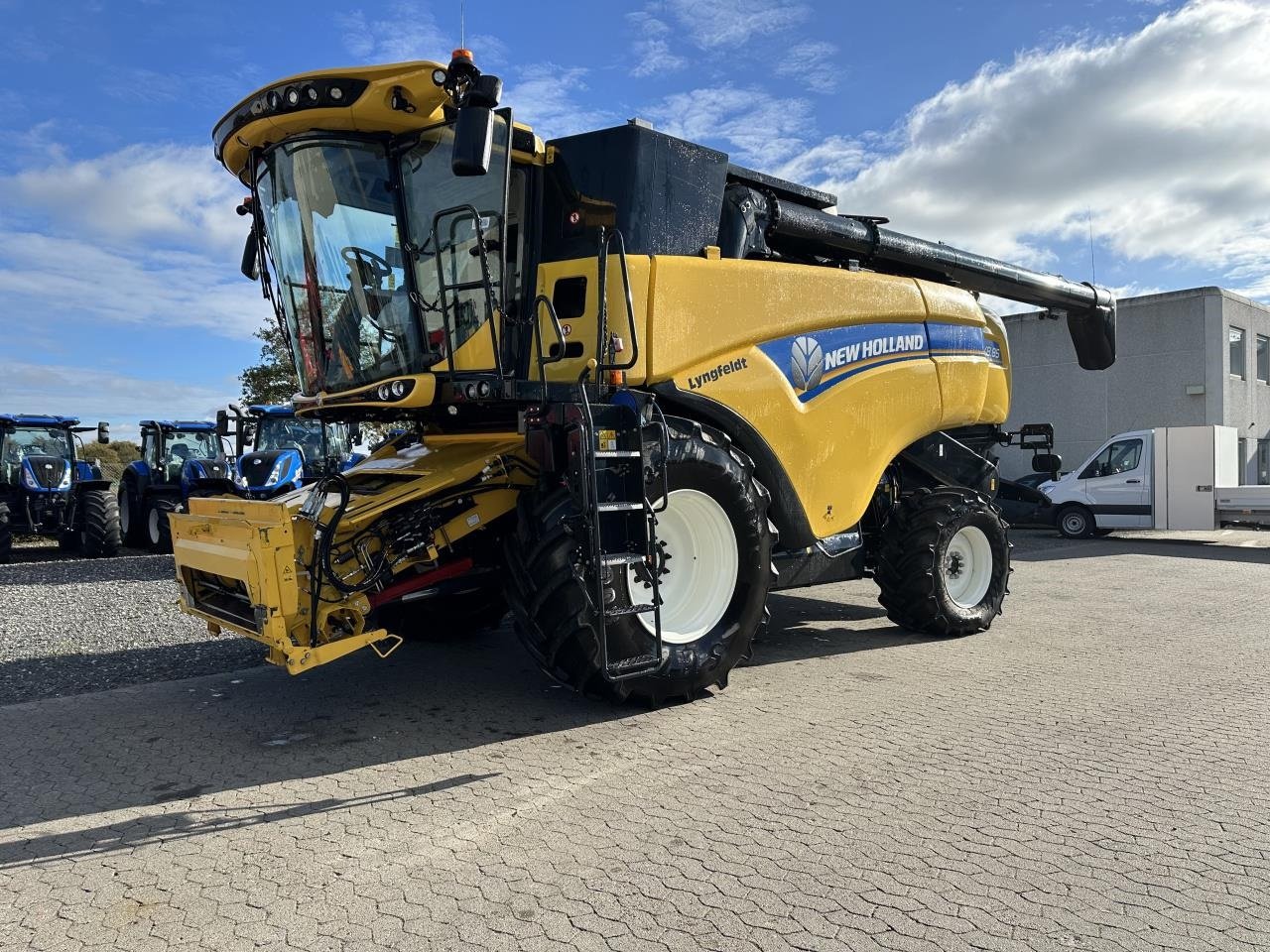 Mähdrescher tip New Holland CX8.85 SLH, Gebrauchtmaschine in Hadsten (Poză 7)