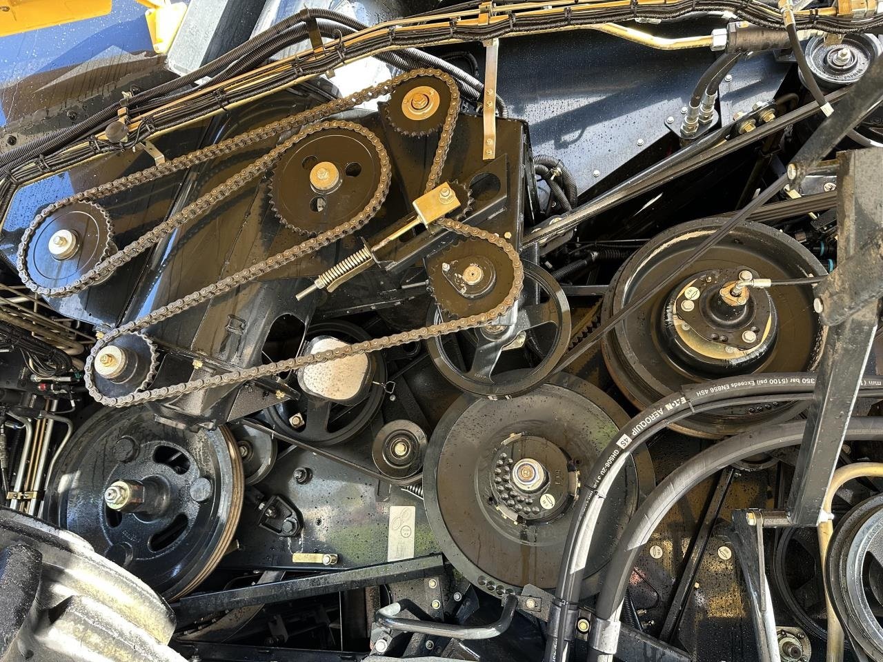 Mähdrescher tip New Holland CX8.85 SLH, Gebrauchtmaschine in Hadsten (Poză 3)