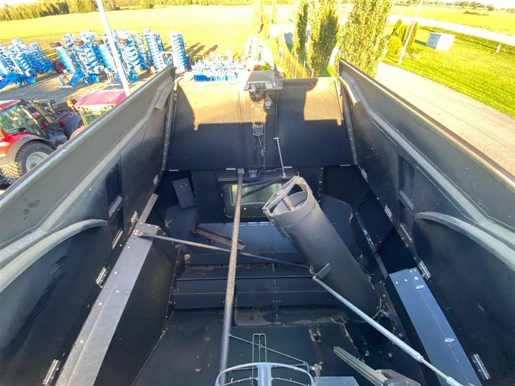 Mähdrescher типа New Holland CX8.90 SLH SLS!!!  GPS. Incl. 9 meter skærebord og vogn., Gebrauchtmaschine в Kolding (Фотография 14)