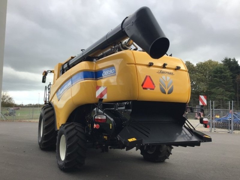 Mähdrescher Türe ait New Holland CX8.90 ST5 ZED, Gebrauchtmaschine içinde Farsø (resim 8)