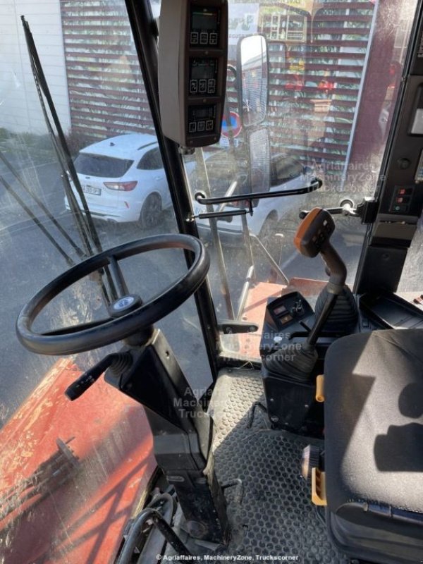 Mähdrescher του τύπου New Holland L626, Gebrauchtmaschine σε LOMBEZ (Φωτογραφία 7)