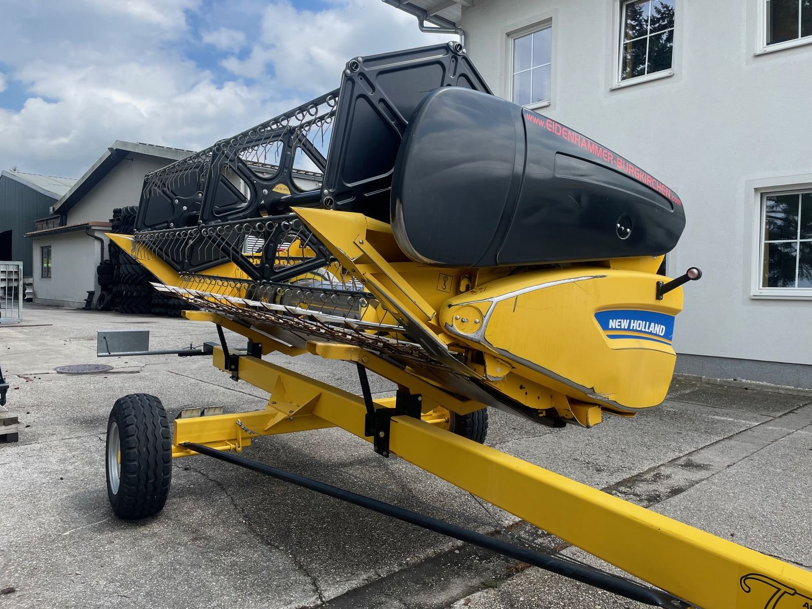 Mähdrescher of the type New Holland New Holland TC5070, Gebrauchtmaschine in Burgkirchen (Picture 12)