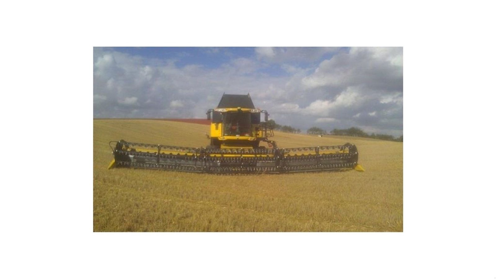 Mähdrescher del tipo New Holland Sonstiges, Gebrauchtmaschine In Middelfart (Immagine 3)