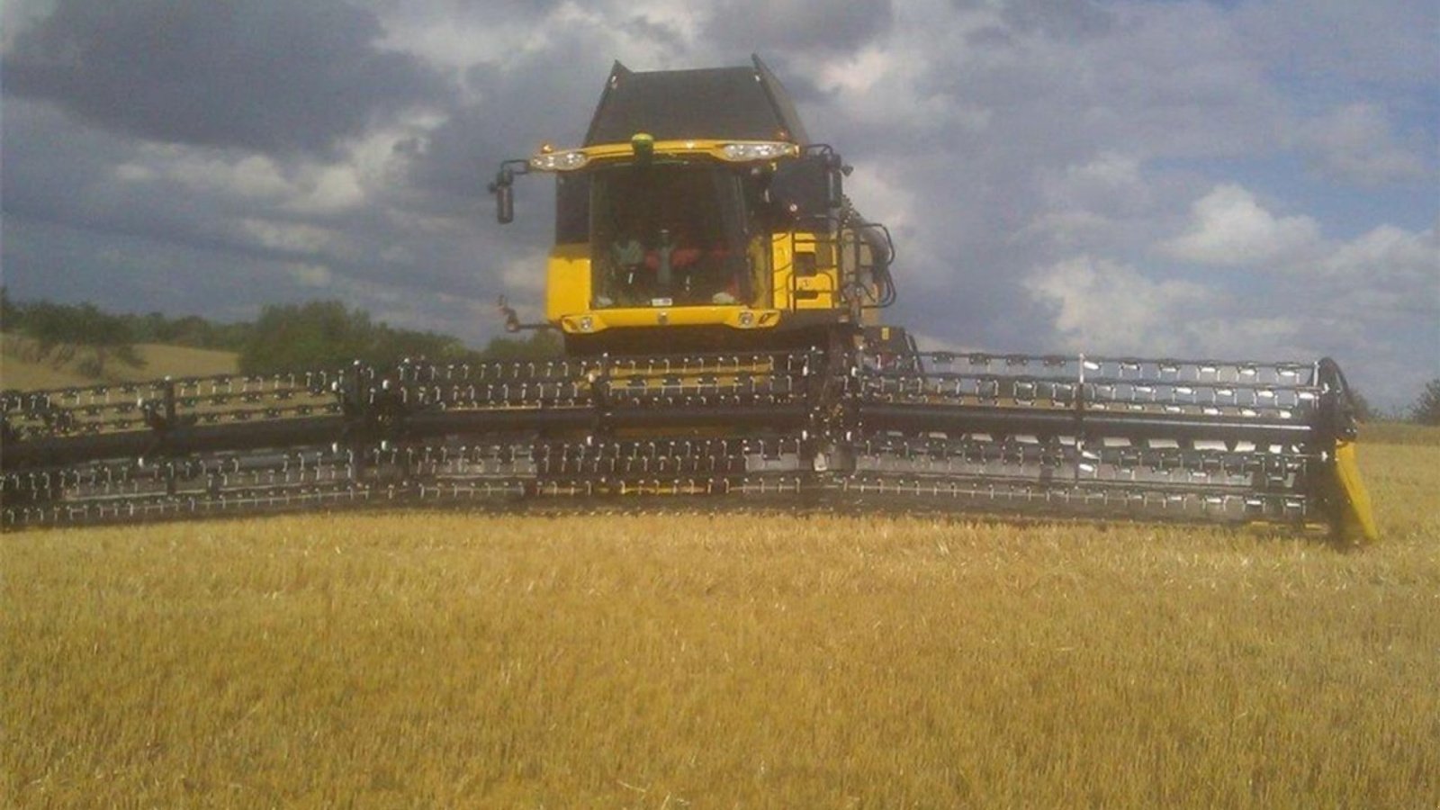 Mähdrescher del tipo New Holland Sonstiges, Gebrauchtmaschine In Middelfart (Immagine 1)