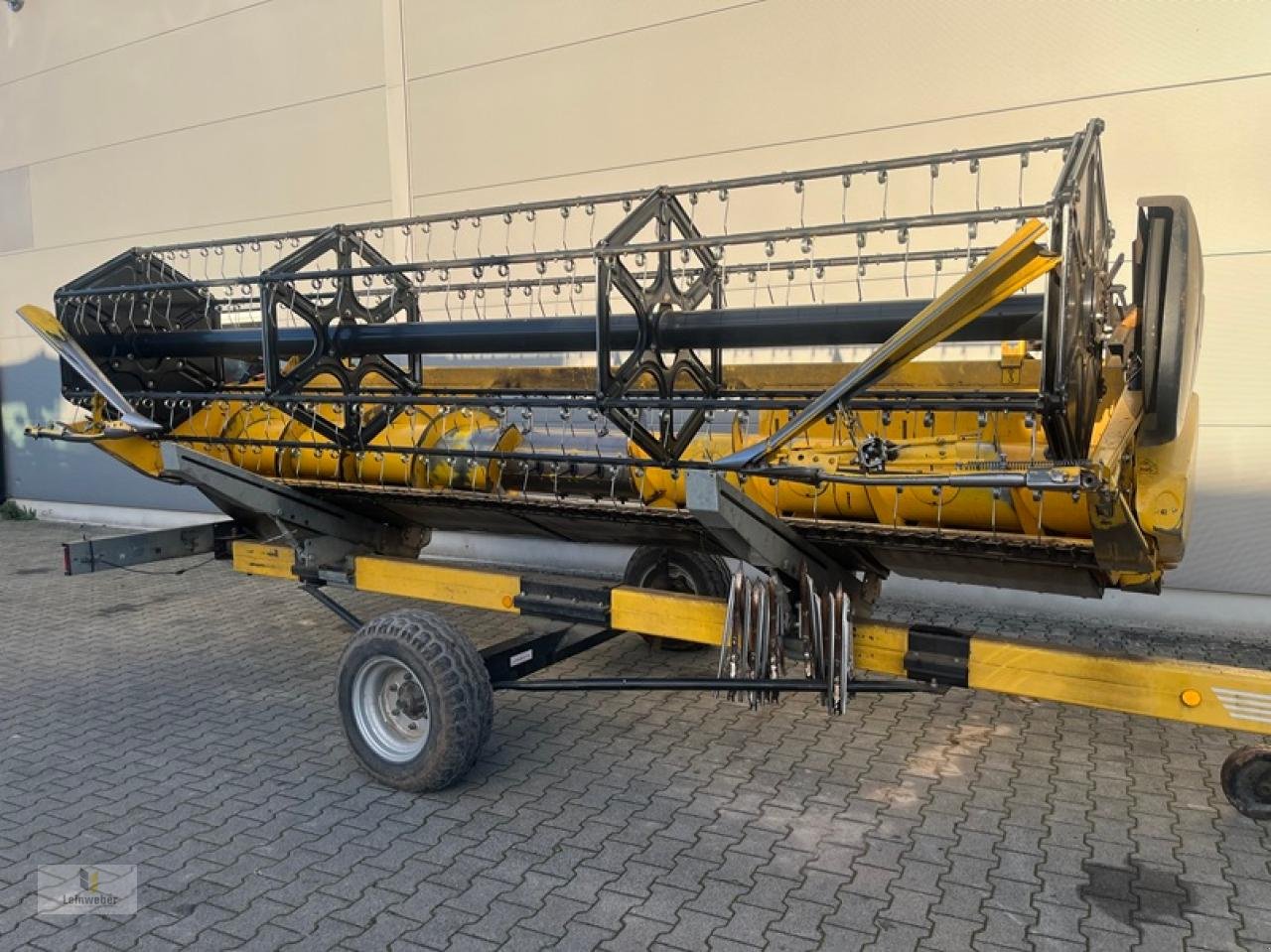 Mähdrescher van het type New Holland TC 5070, Gebrauchtmaschine in Neuhof - Dorfborn (Foto 14)