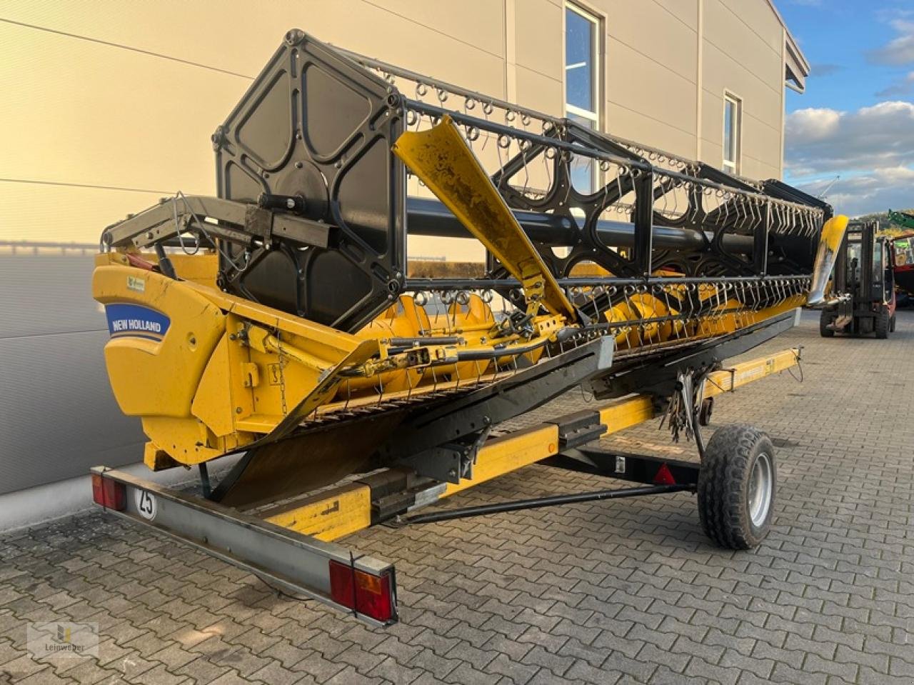 Mähdrescher van het type New Holland TC 5070, Gebrauchtmaschine in Neuhof - Dorfborn (Foto 15)