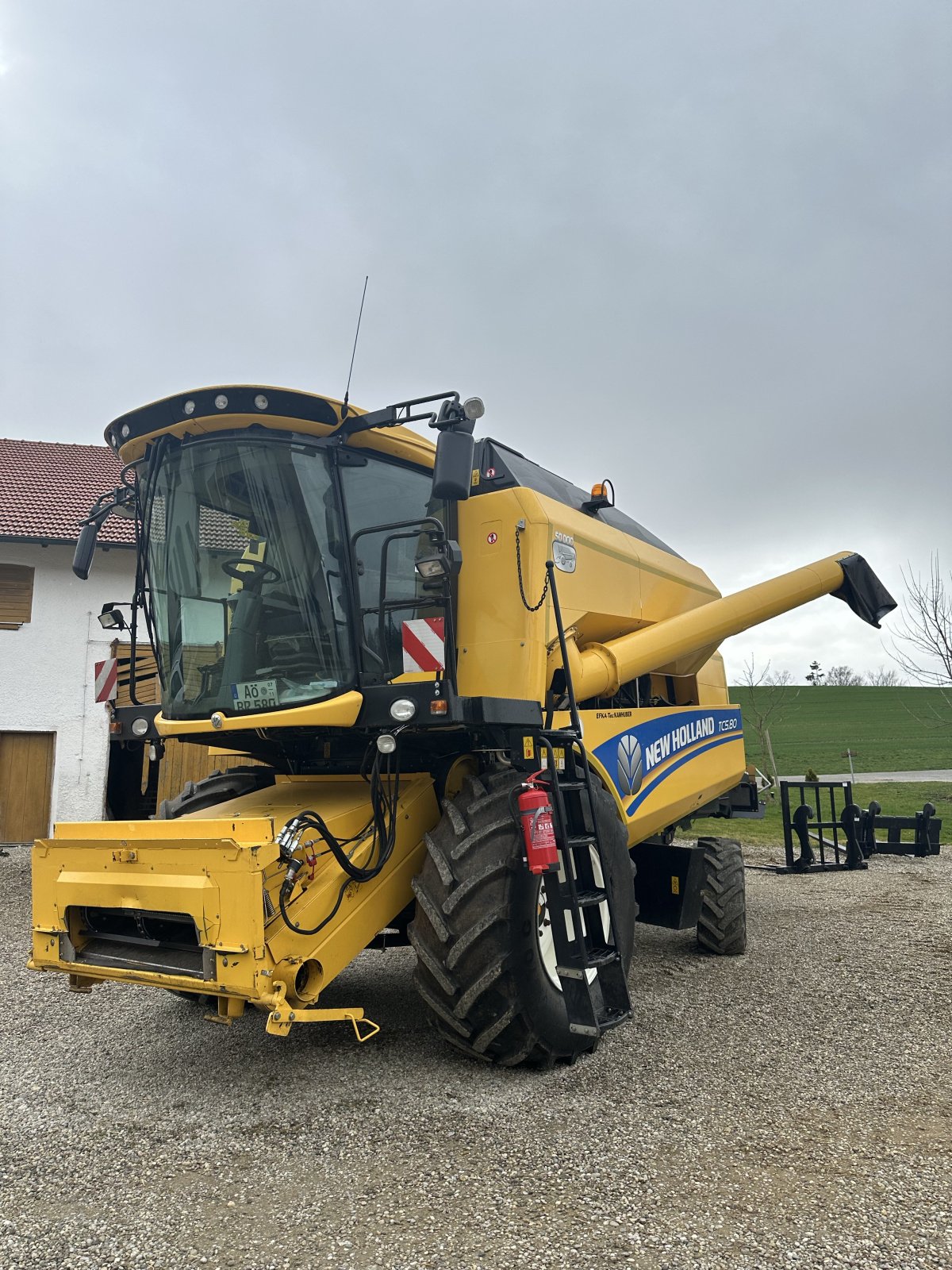 Mähdrescher of the type New Holland TC 5.80, Gebrauchtmaschine in Erlbach (Picture 17)