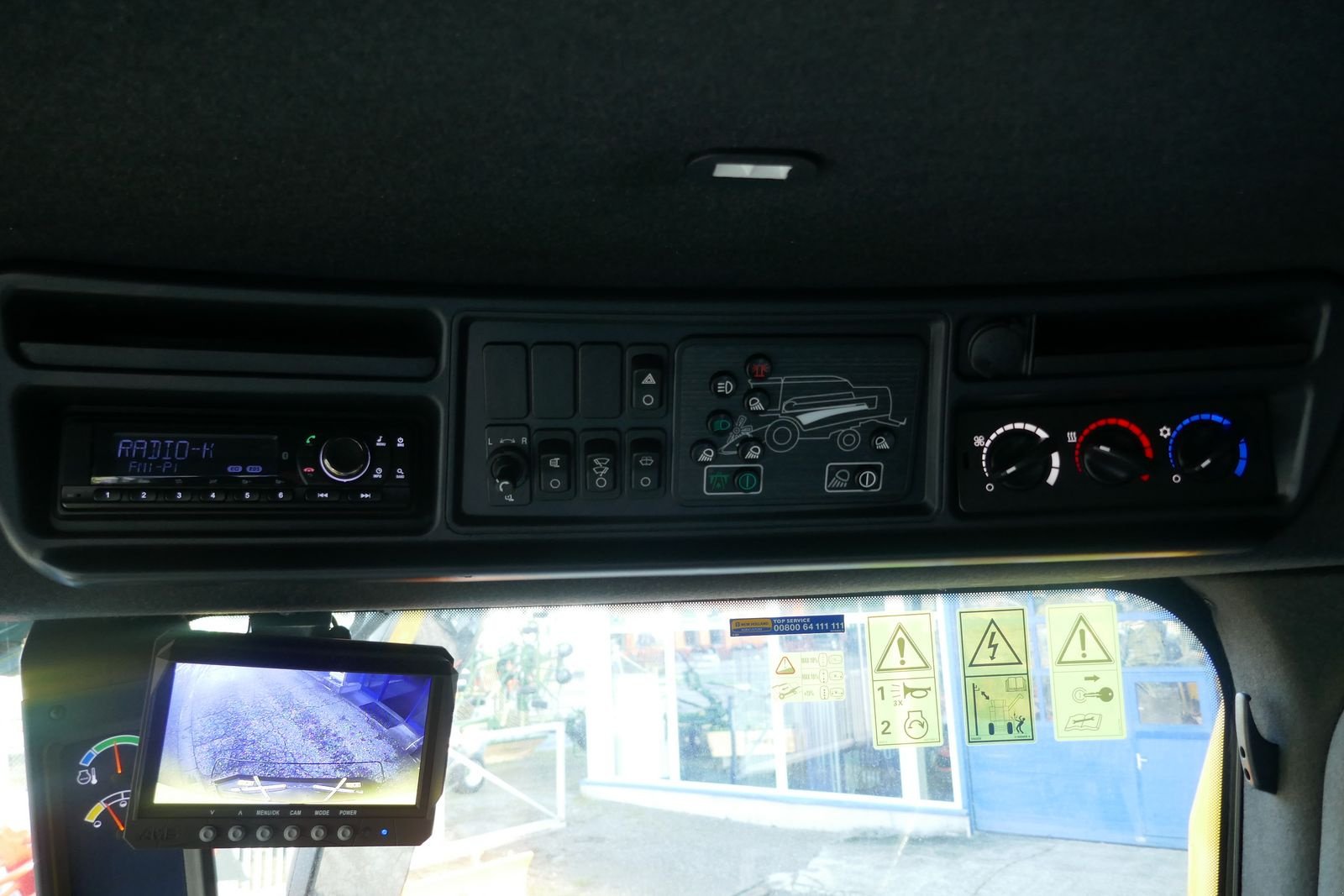 Mähdrescher of the type New Holland TC 5.90, Gebrauchtmaschine in Villach (Picture 10)